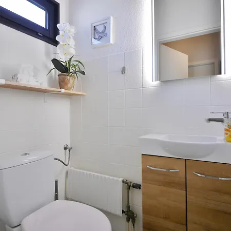 Diemelquelle - Mit Eingezaeuntem Garten Vakantiehuis