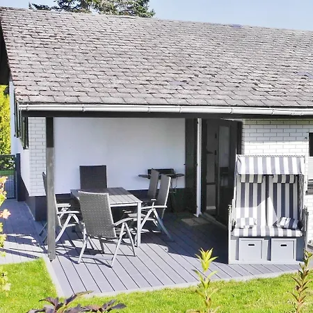 Diemelquelle - Mit Eingezaeuntem Garten * Willingen (Upland)