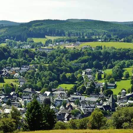 Vakantiehuis Diemelquelle - Mit Eingezaeuntem Garten *
