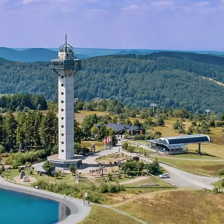 Diemelquelle - Mit Eingezaeuntem Garten Vakantiehuis